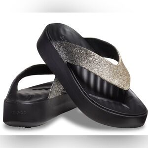 NWT CROCS Platform Black Flip Flops with Gold Glitter Straps